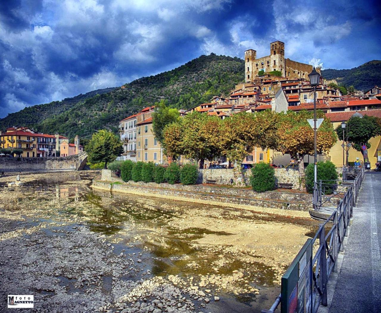 Stardust - Bedbluesky Villa Dolceacqua Eksteriør bilde